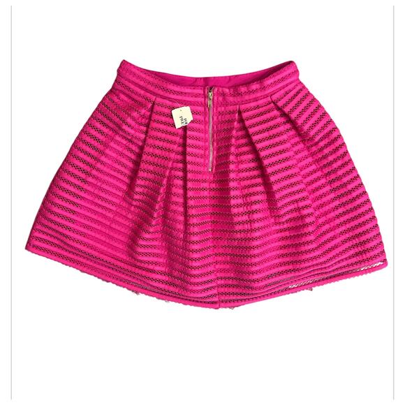 FOREVER 21 Pink Fuchsia Eyelet Pleated Short Y2K Skirt Lined Women Size Large - Picture 2 of 7